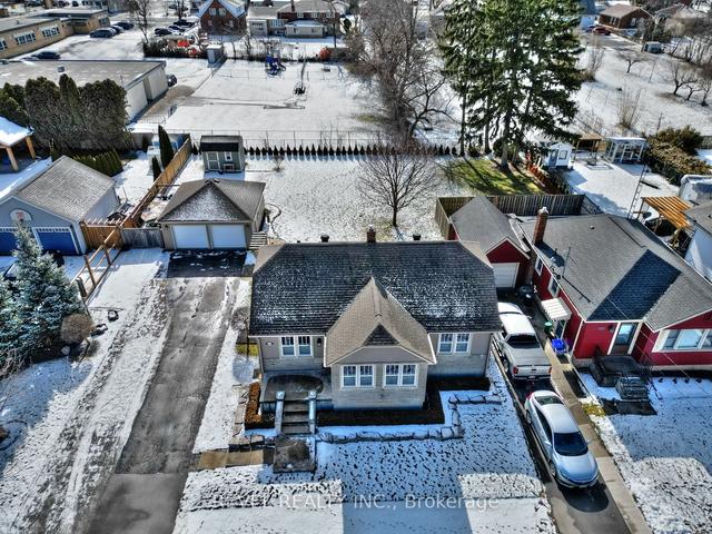5994 Prospect St, House detached with 2 bedrooms, 2 bathrooms and 11 parking in Niagara Falls ON | Image 27