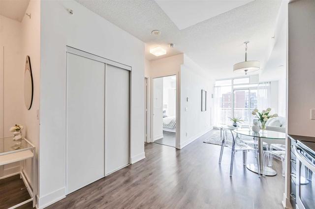 806 - 68 Merton St, Condo with 1 bedrooms, 1 bathrooms and 1 parking in Toronto ON | Image 8