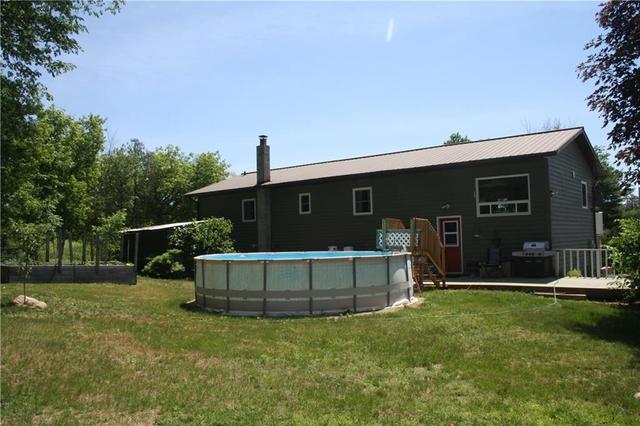 2988 Calabogie Road, House detached with 3 bedrooms, 4 bathrooms and 10 parking in Greater Madawaska ON | Image 29