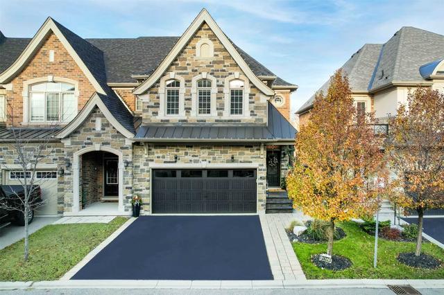 2477 Village Common, House attached with 4 bedrooms, 5 bathrooms and 4 parking in Oakville ON | Image 1