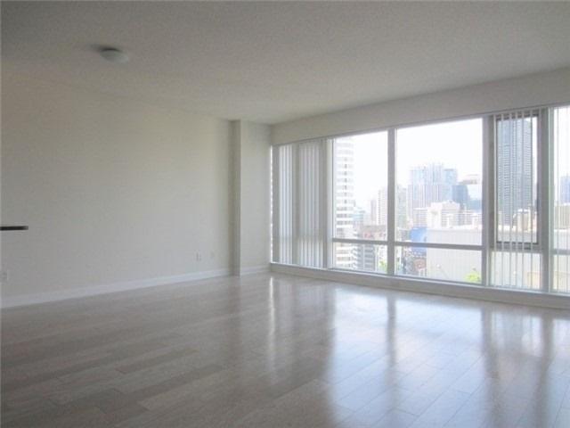 2513 - 210 Victoria St, Condo with 1 bedrooms, 2 bathrooms and 0 parking in Toronto ON | Image 20