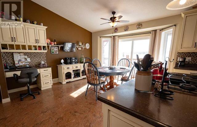 65016 Twp Rd442, House detached with 5 bedrooms, 3 bathrooms and 8 parking in Wainwright No. 61 AB | Image 9