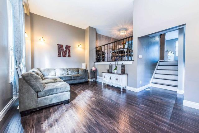 6932 Bilbao Lane, House semidetached with 3 bedrooms, 2 bathrooms and 3 parking in Mississauga ON | Image 10