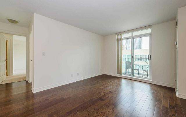 1004 - 212 Eglinton Ave E, Condo with 2 bedrooms, 2 bathrooms and 1 parking in Toronto ON | Image 31