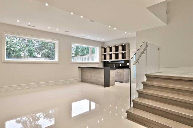 11 Fordham Pl, House detached with 4 bedrooms, 6 bathrooms and 4 parking in Toronto ON | Image 16