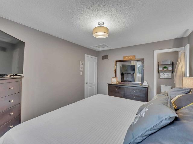 542 Moorelands Cres, House detached with 3 bedrooms, 3 bathrooms and 6 parking in Milton ON | Image 8