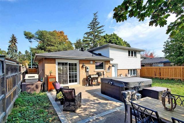 lower - 22 Allendale Rd, House detached with 2 bedrooms, 1 bathrooms and 2 parking in Brampton ON | Image 9