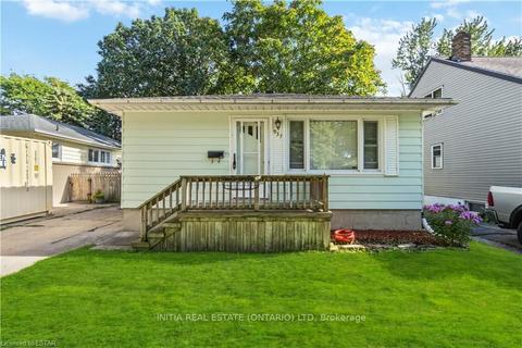 937 Sycamore Dr, Sarnia, ON, N7S1H9 | Card Image