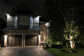 2434 Millrun Dr, Home with 5 bedrooms, 5 bathrooms and 4 parking in Oakville ON | Image 12
