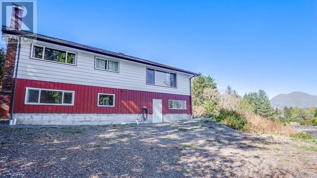 740 Campbell St, House detached with 4 bedrooms, 2 bathrooms and 6 parking in Tofino BC | Image 21