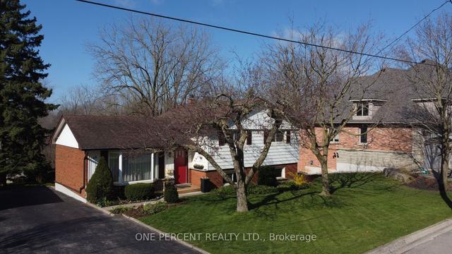 45 First St, House detached with 3 bedrooms, 2 bathrooms and 4 parking in Hamilton ON | Image 32