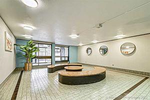 3104 - 3 Massey Sq, Condo with 2 bedrooms, 1 bathrooms and 0 parking in Toronto ON | Image 11