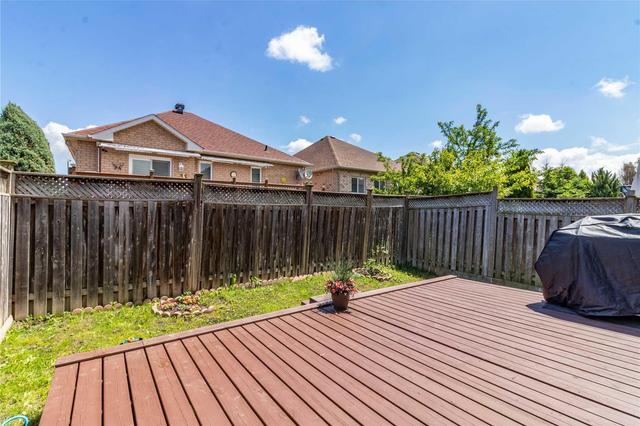 86 Viceroy Cres, House semidetached with 3 bedrooms, 3 bathrooms and 2 parking in Brampton ON | Image 20