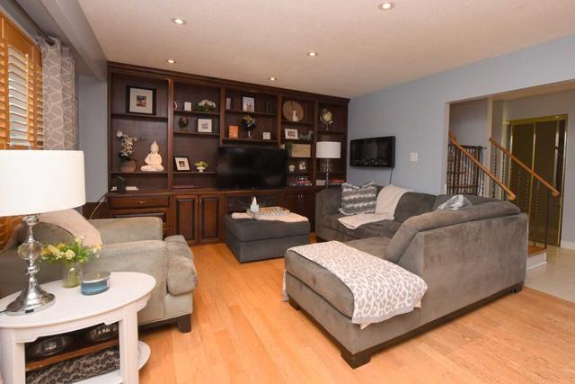 2520 Spruce Needle Dr, House semidetached with 4 bedrooms, 3 bathrooms and 2 parking in Mississauga ON | Image 39