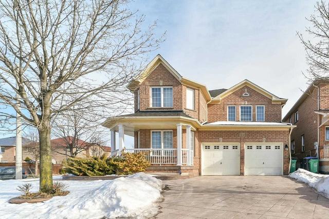 56 Leagate St, House detached with 4 bedrooms, 4 bathrooms and 6 parking in Brampton ON | Image 1