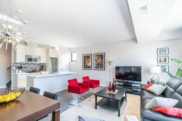 211 - 441 Jane St, Townhouse with 2 bedrooms, 2 bathrooms and 2 parking in Toronto ON | Image 22