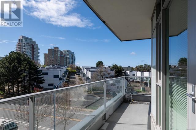 401 - 379 Tyee Rd, Condo with 2 bedrooms, 2 bathrooms and 2 parking in Victoria BC | Image 20