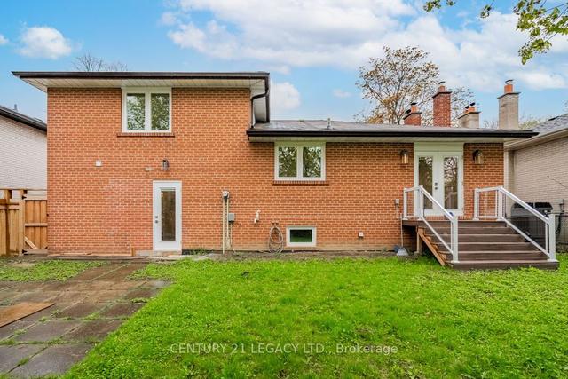 22 Shortland Cres, House detached with 4 bedrooms, 3 bathrooms and 6 parking in Toronto ON | Image 30