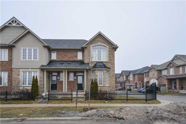 01 - 651 Farmstead Dr, House attached with 3 bedrooms, 3 bathrooms and 1 parking in Milton ON | Image 1