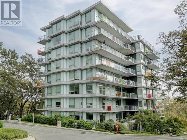 101 - 4009 Rainbow Hill Lane, Condo with 2 bedrooms, 2 bathrooms and 1 parking in Saanich BC | Image 1