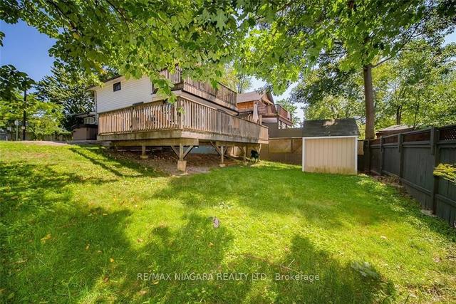 248 Lincoln Rd W, House detached with 3 bedrooms, 2 bathrooms and 2 parking in Fort Erie ON | Image 11