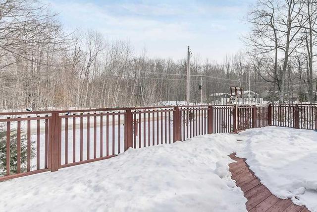 26 Oneida Cres, House detached with 3 bedrooms, 2 bathrooms and 8 parking in Tiny ON | Image 15