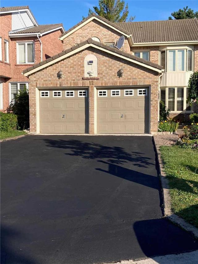 12 Parsborough Crt, House detached with 4 bedrooms, 4 bathrooms and 7 parking in Toronto ON | Image 23