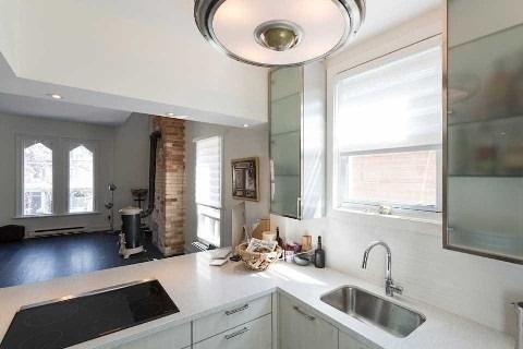 02 - 289 Carlton St, House detached with 1 bedrooms, 2 bathrooms and 1 parking in Toronto ON | Image 4