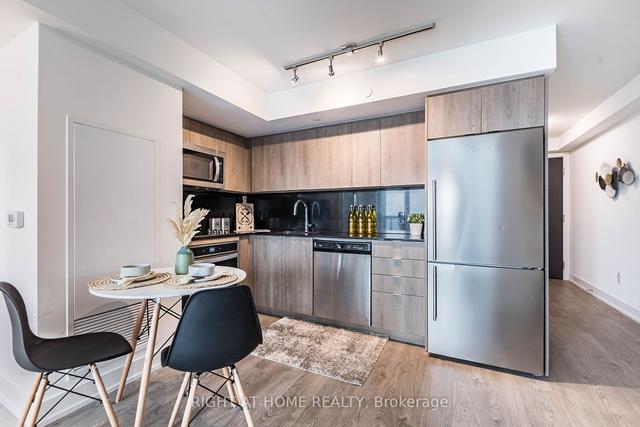 1236 - 5 Mabelle Ave, Condo with 2 bedrooms, 2 bathrooms and 1 parking in Toronto ON | Image 32