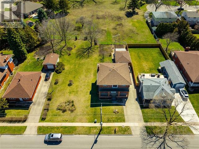 873 Maxwell Street, House detached with 4 bedrooms, 3 bathrooms and null parking in Sarnia ON | Image 45