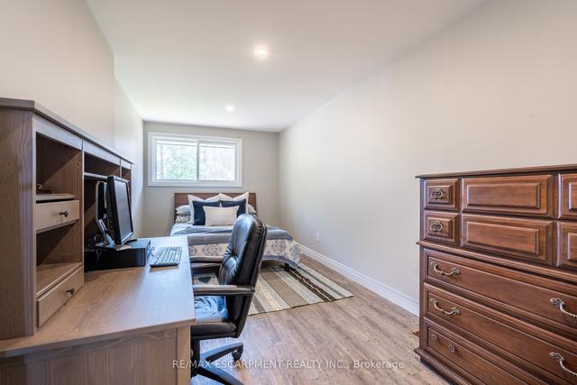 132 8th Concession Rd E, House detached with 2 bedrooms, 2 bathrooms and 8 parking in Hamilton ON | Image 10