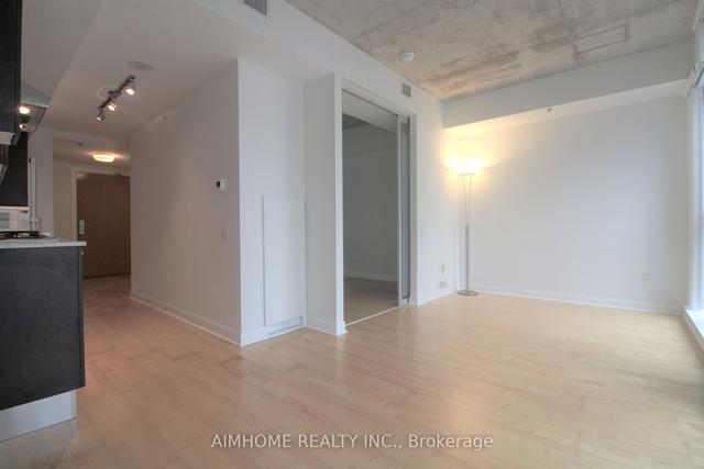 2208 - 375 King St W, Condo with 1 bedrooms, 1 bathrooms and 0 parking in Toronto ON | Image 2