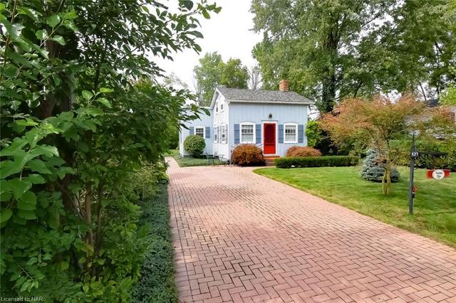429 Gate Street, House detached with 2 bedrooms, 2 bathrooms and 2 parking in Niagara on the Lake ON | Image 1