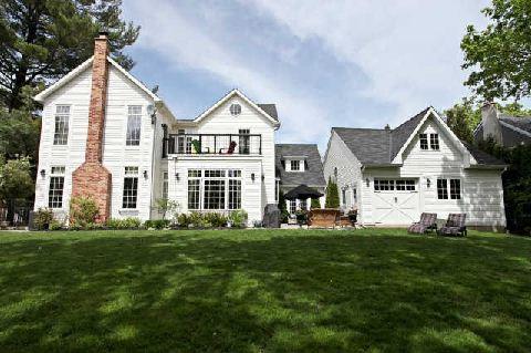 124 Gloucester Ave, House detached with 4 bedrooms, 6 bathrooms and 9 parking in Oakville ON | Image 2