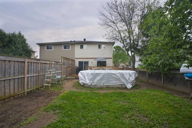 102 Mowat Cres, House semidetached with 3 bedrooms, 2 bathrooms and 3 parking in Barrie ON | Image 25