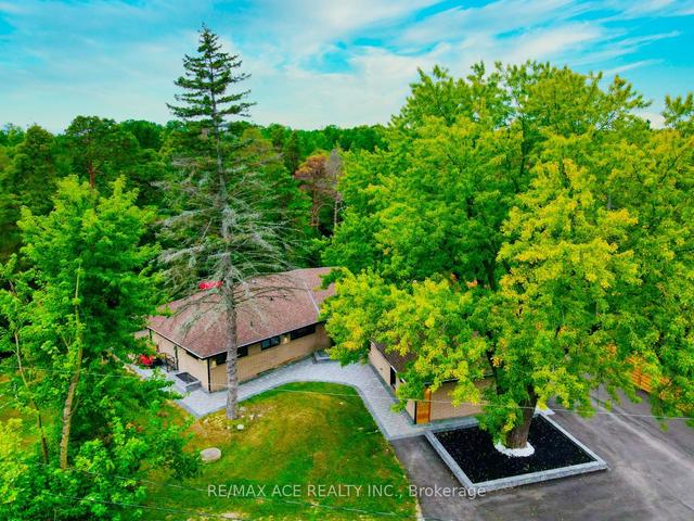 2270 Meadowvale Rd, House detached with 5 bedrooms, 4 bathrooms and 12 parking in Toronto ON | Image 1