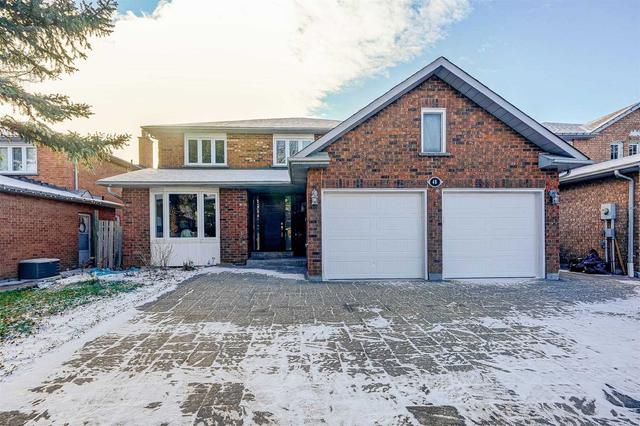 48 Ballard Cres, House detached with 4 bedrooms, 4 bathrooms and 6 parking in Newmarket ON | Image 1