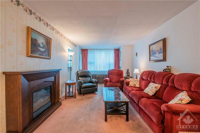 106 - 555 Brittany Drive, Condo with 2 bedrooms, 2 bathrooms and 1 parking in Ottawa ON | Image 9