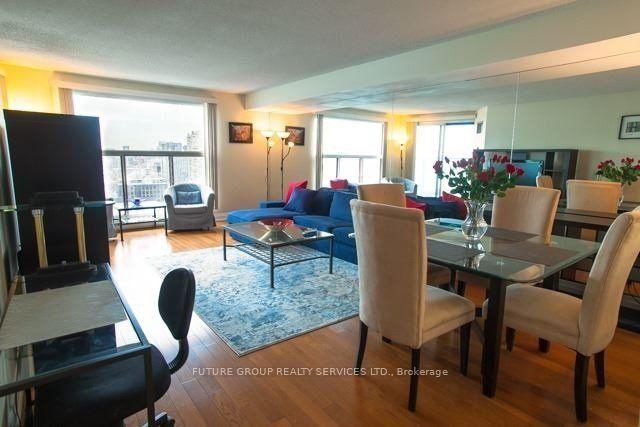2409 - 77 Harbour Sq, Condo with 1 bedrooms, 1 bathrooms and 1 parking in Toronto ON | Image 4