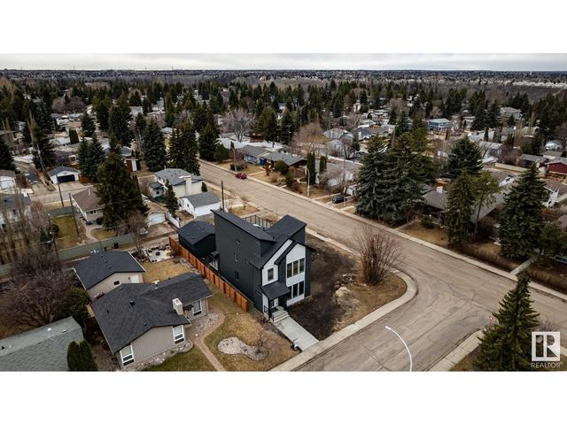 4140 122 St Nw, House detached with 6 bedrooms, 5 bathrooms and 4 parking in Edmonton AB | Image 3