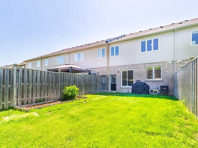 339 Bussel Cres, House attached with 3 bedrooms, 4 bathrooms and 2 parking in Milton ON | Image 26
