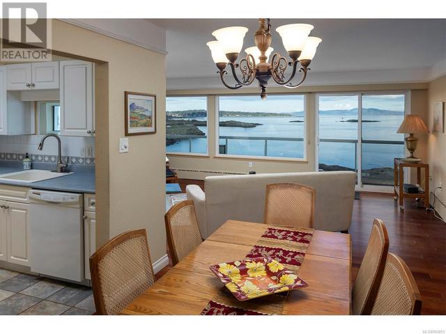 302 - 1270 Beach Dr, Condo with 2 bedrooms, 1 bathrooms and null parking in Oak Bay BC | Image 7