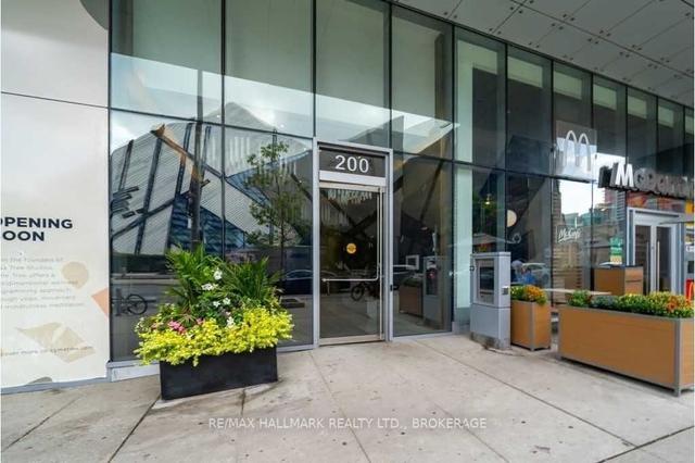 2203 - 200 Bloor St W, Condo with 2 bedrooms, 2 bathrooms and 1 parking in Toronto ON | Image 12