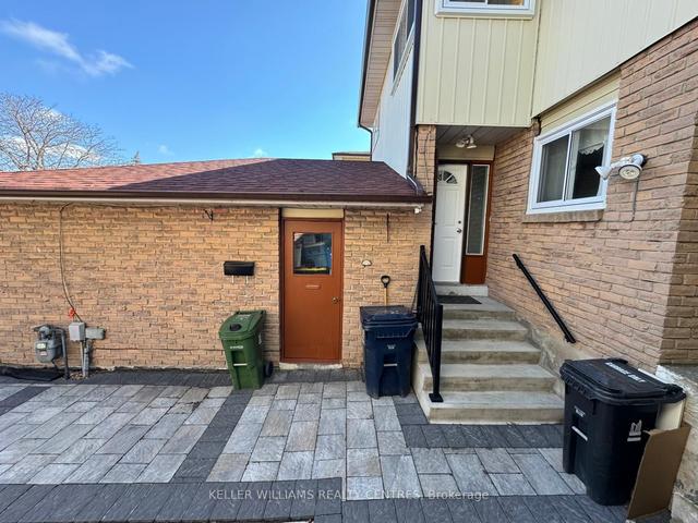 29 Puma Dr, House semidetached with 3 bedrooms, 2 bathrooms and 2 parking in Toronto ON | Image 16