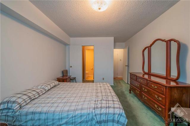 106 - 555 Brittany Drive, Condo with 2 bedrooms, 2 bathrooms and 1 parking in Ottawa ON | Image 15