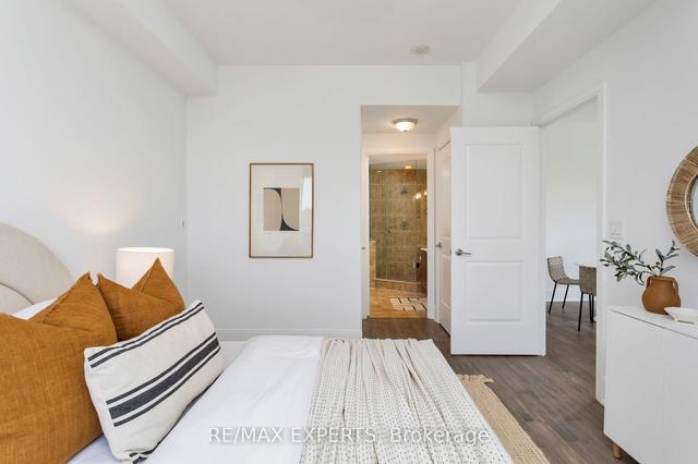 504 - 25 Earlington Ave, Condo with 2 bedrooms, 2 bathrooms and 2 parking in Toronto ON | Image 14