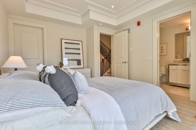 363 Avenue Rd, Townhouse with 4 bedrooms, 5 bathrooms and 2 parking in Toronto ON | Image 16