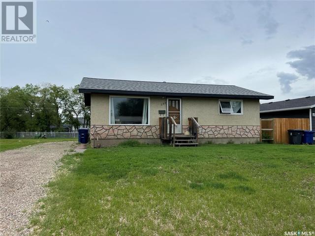 282 31st Street, House detached with 3 bedrooms, 1 bathrooms and null parking in Battleford SK | Card Image