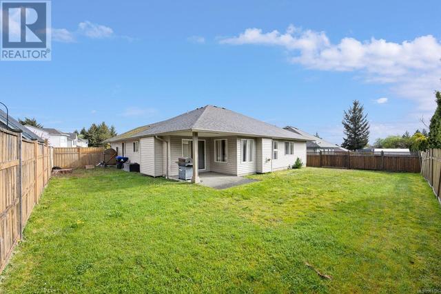 1295 Noel Ave, House detached with 3 bedrooms, 2 bathrooms and 4 parking in Comox BC | Image 5