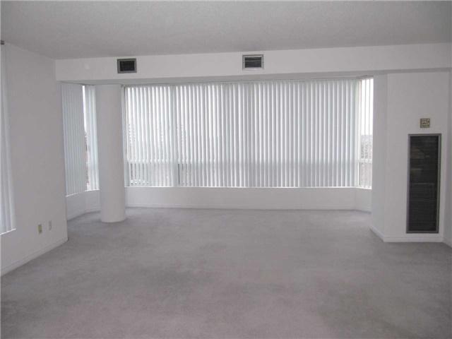 312 - 155 Hillcrest Ave, Condo with 2 bedrooms, 2 bathrooms and 1 parking in Mississauga ON | Image 5